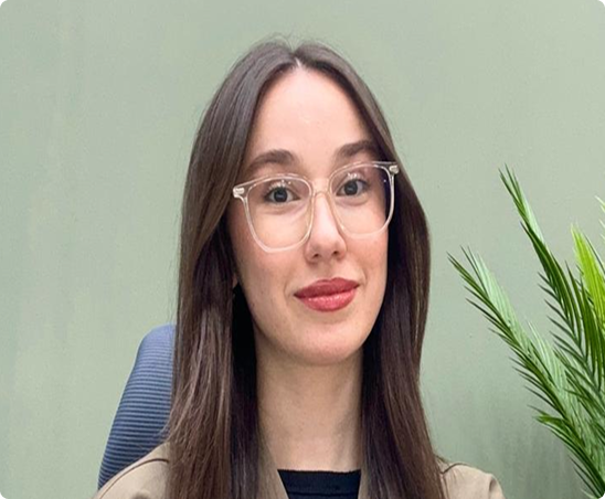 Diksiya Akademiyasının instruktoru